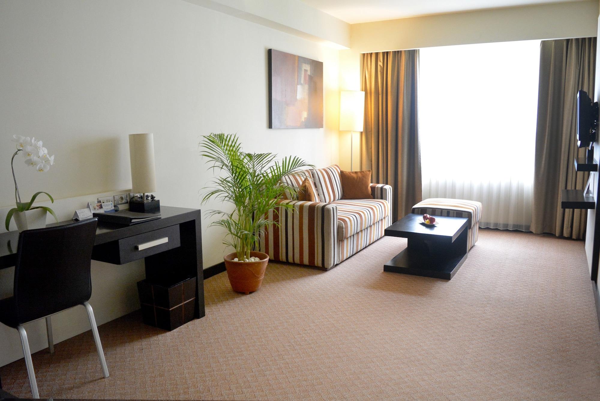 Aston Denpasar Hotel & Convention Exterior foto